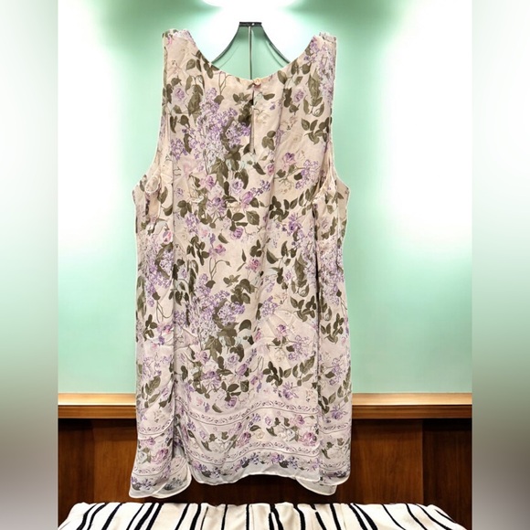 Max Studio Floral Blouse tank top SMALL - Picture 2 of 5